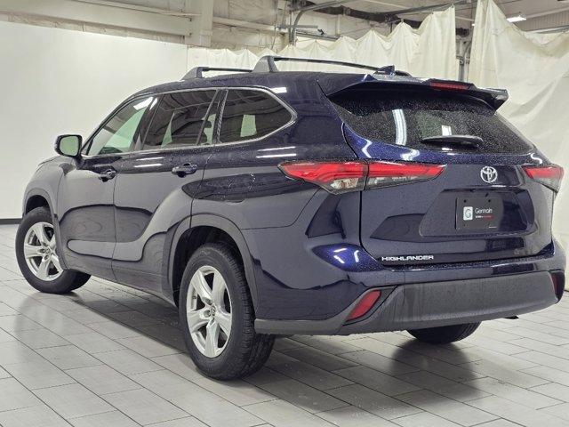 used 2021 Toyota Highlander car, priced at $28,815