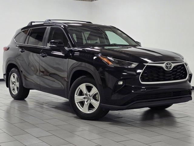 used 2024 Toyota Highlander car, priced at $39,596
