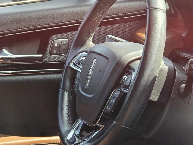 used 2022 Lincoln Nautilus car, priced at $32,662