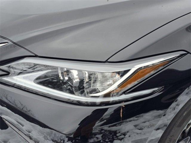 used 2022 Lexus ES 300h car, priced at $30,791