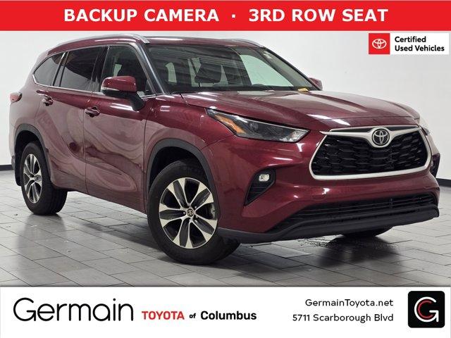 used 2022 Toyota Highlander car, priced at $41,043