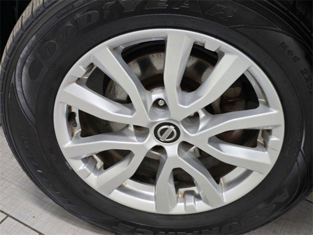 used 2017 Nissan Rogue car, priced at $11,268