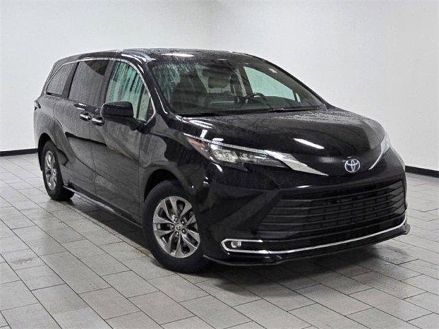 used 2024 Toyota Sienna car, priced at $40,989