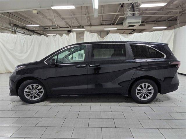 used 2024 Toyota Sienna car, priced at $40,989