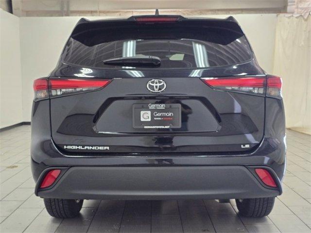 used 2023 Toyota Highlander car, priced at $31,500