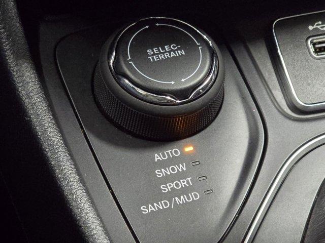 used 2019 Jeep Cherokee car, priced at $11,892