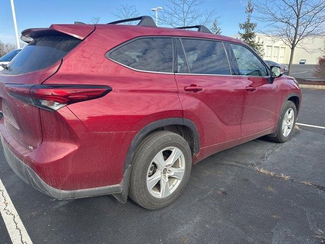 used 2022 Toyota Highlander car, priced at $31,500