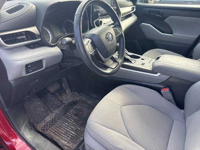 used 2022 Toyota Highlander car, priced at $31,500