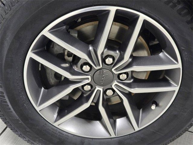 used 2020 Jeep Grand Cherokee car, priced at $23,986