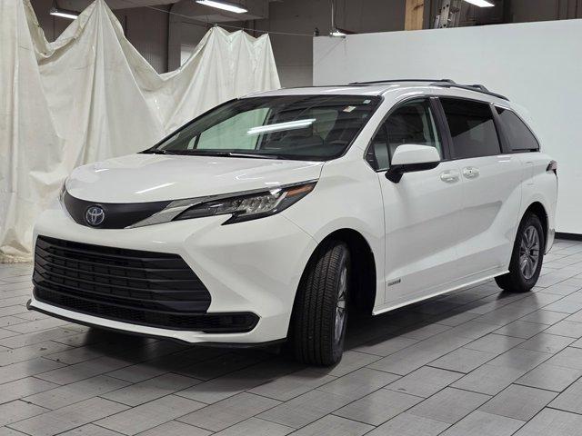 used 2021 Toyota Sienna car, priced at $37,661