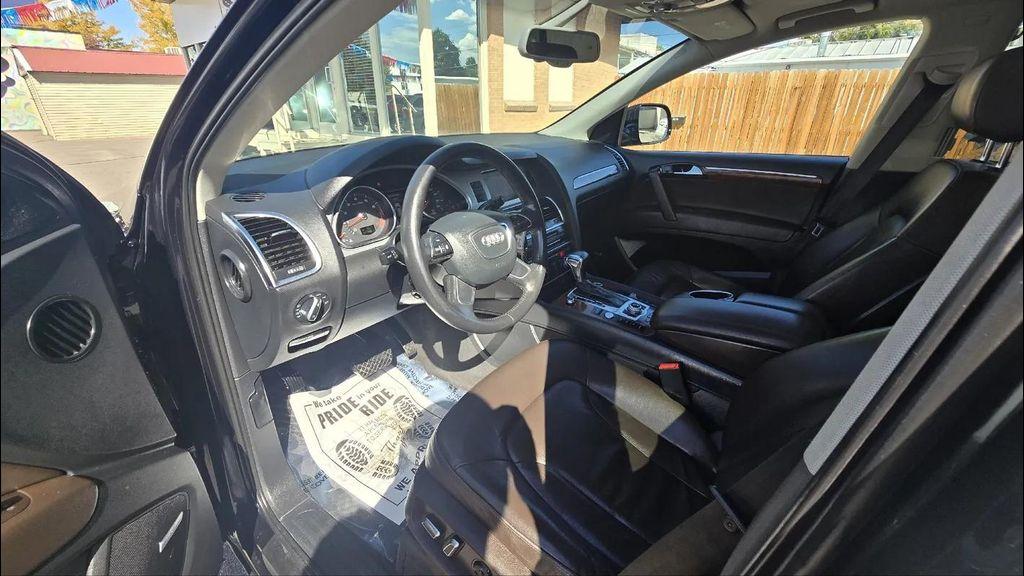 used 2014 Audi Q7 car, priced at $9,500
