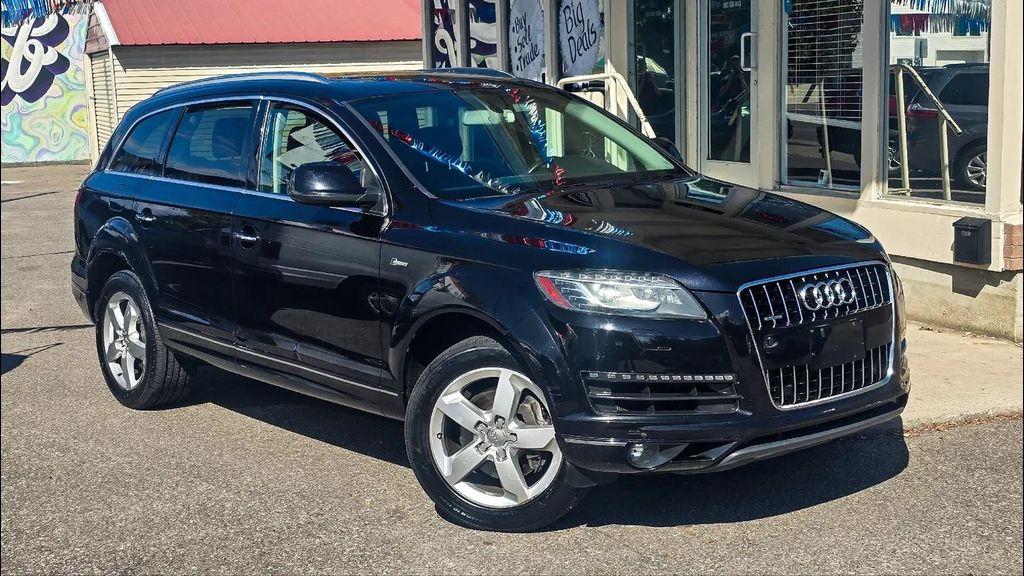 used 2014 Audi Q7 car, priced at $9,500