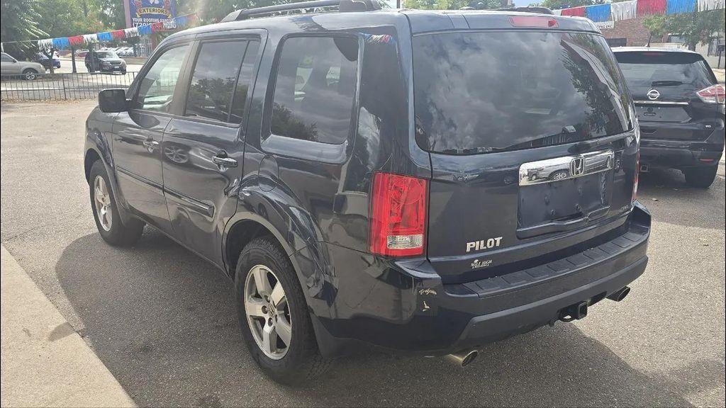 used 2010 Honda Pilot car, priced at $8,900