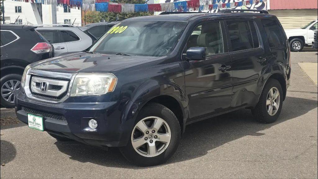 used 2010 Honda Pilot car, priced at $8,900