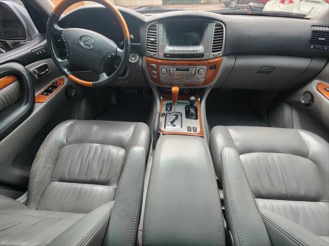 used 2006 Lexus LX 470 car, priced at $13,900