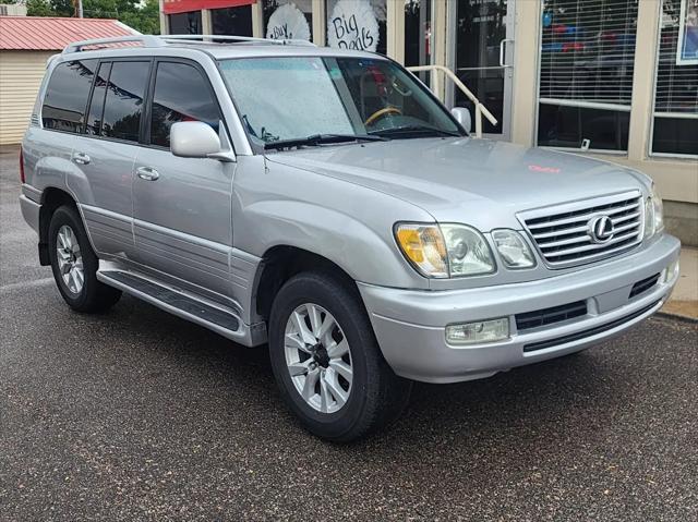 used 2006 Lexus LX 470 car, priced at $13,900