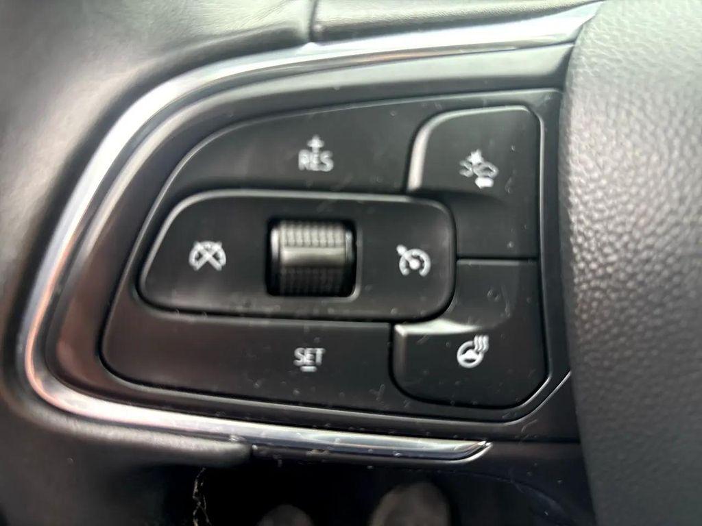 used 2023 Buick Envision car, priced at $29,994