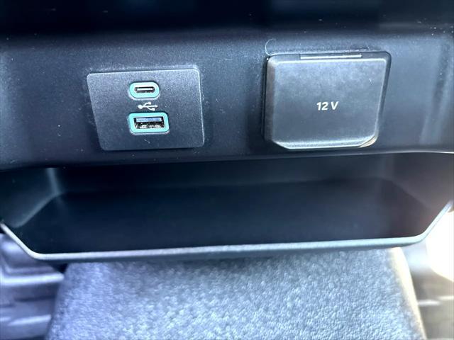 used 2021 Ford F-150 car, priced at $24,998