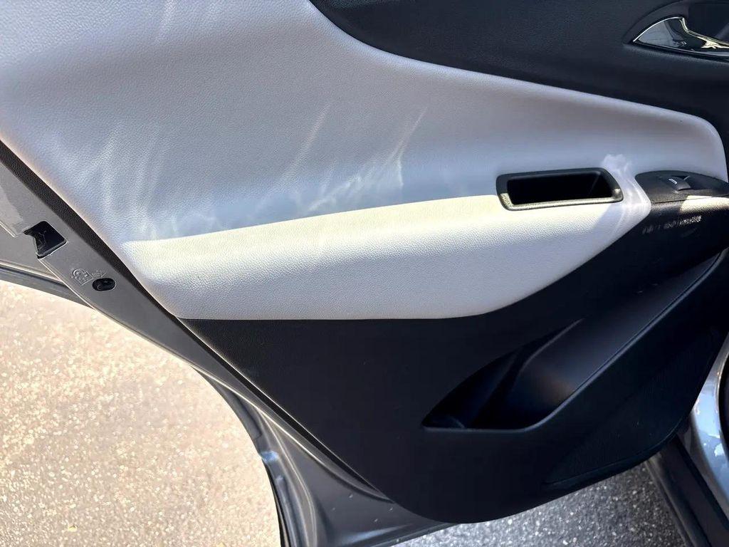 used 2023 Chevrolet Equinox car, priced at $24,899