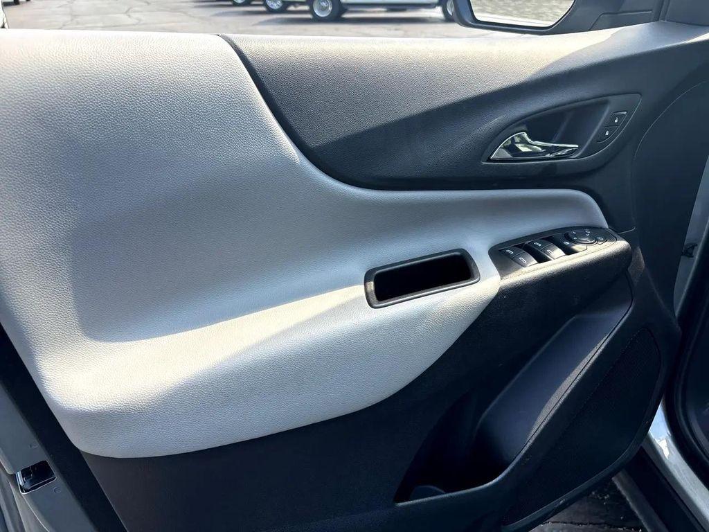 used 2023 Chevrolet Equinox car, priced at $24,899