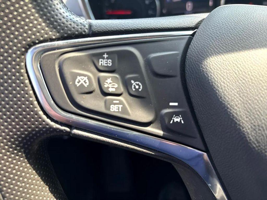 used 2023 Chevrolet Equinox car, priced at $24,899