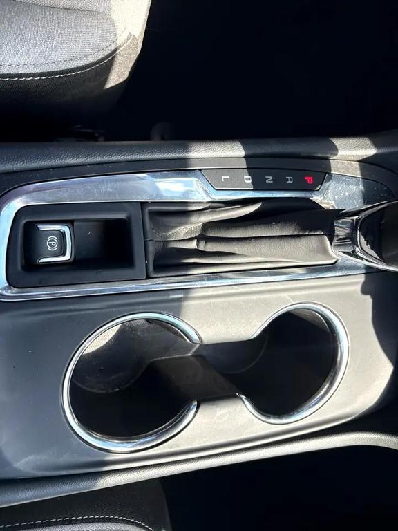 used 2023 Chevrolet Equinox car, priced at $24,899