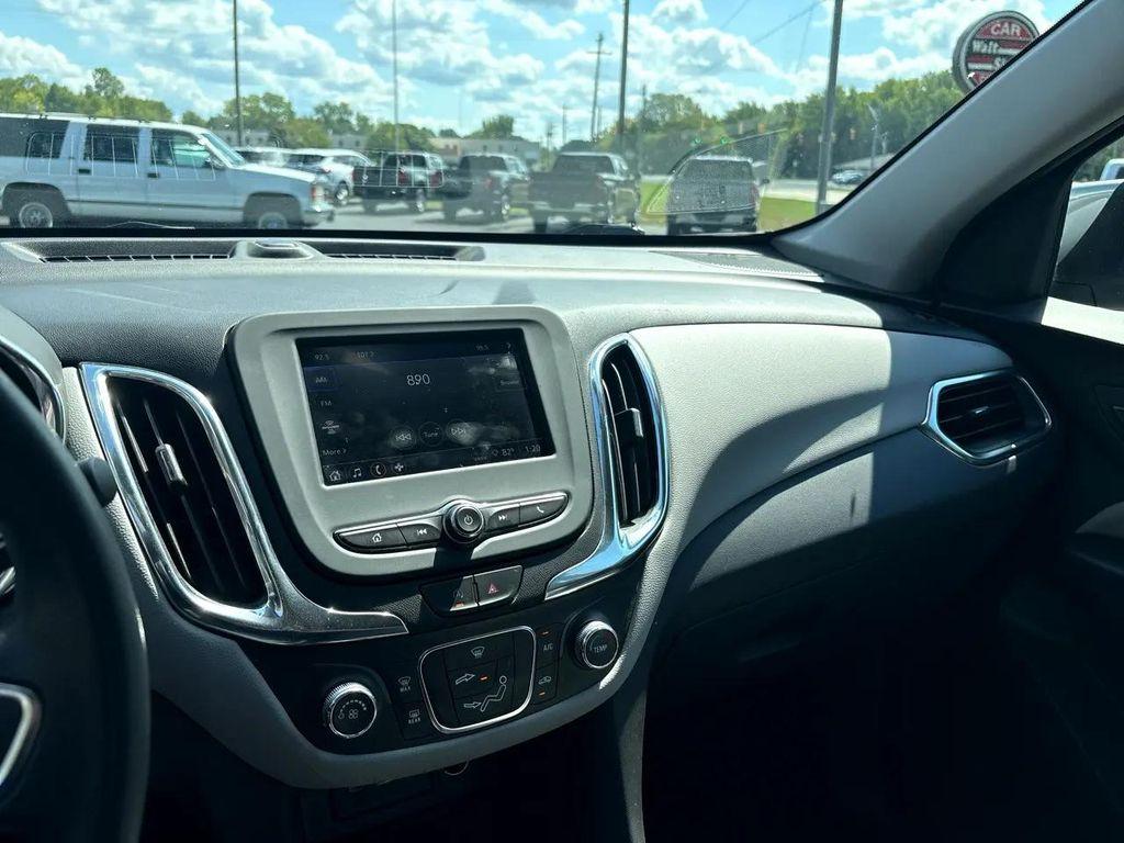 used 2023 Chevrolet Equinox car, priced at $24,899