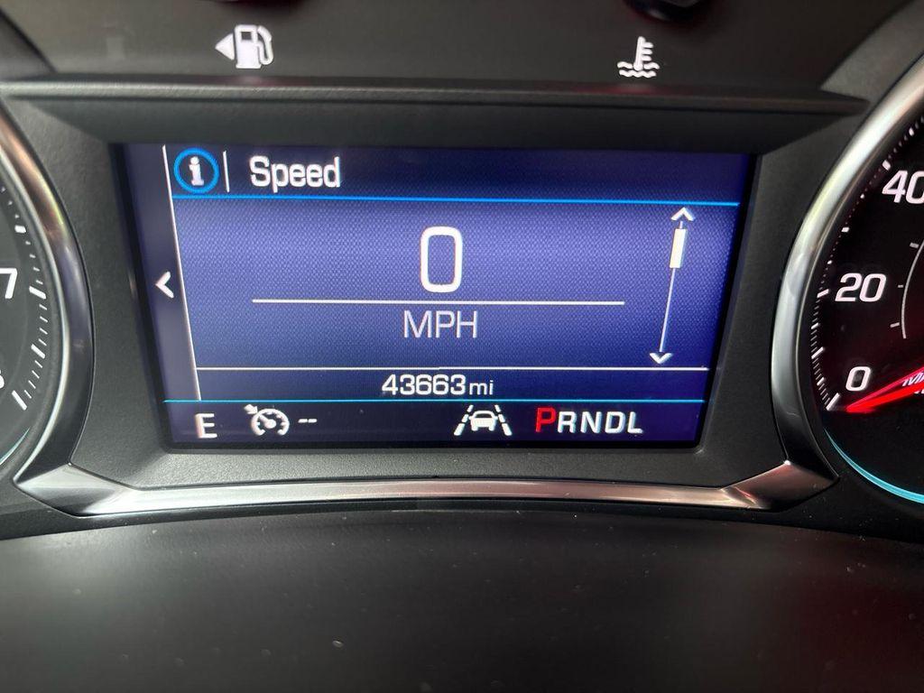 used 2022 Chevrolet Equinox car, priced at $25,495