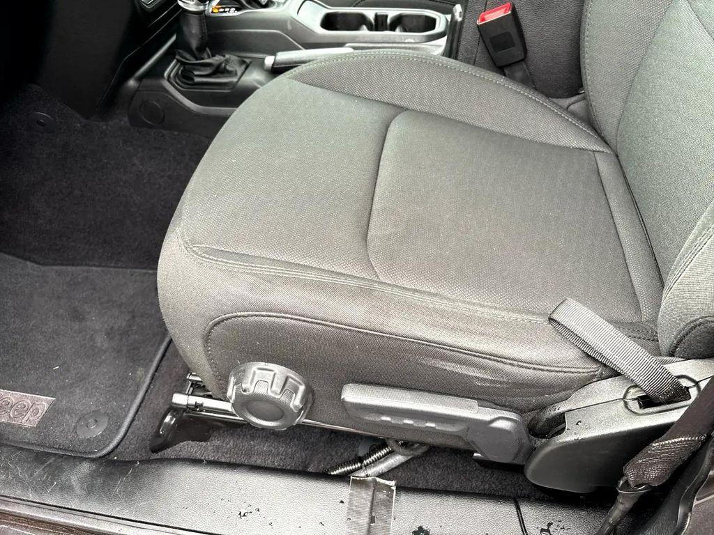 used 2020 Jeep Wrangler Unlimited car, priced at $29,899