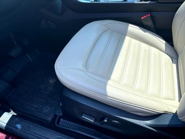 used 2019 Ford Edge car, priced at $15,993
