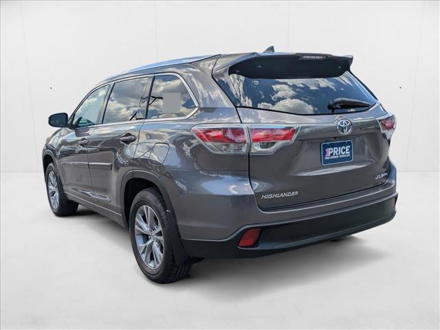 used 2015 Toyota Highlander car, priced at $17,211