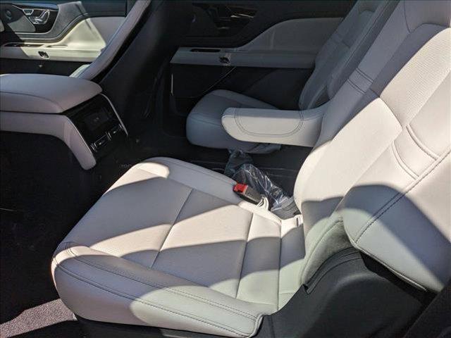 new 2025 Lincoln Aviator car, priced at $60,442