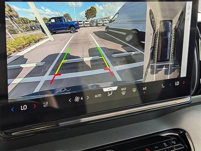 new 2025 Ford Expedition car, priced at $69,802