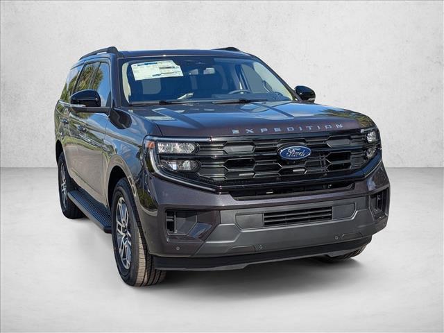 new 2025 Ford Expedition car, priced at $69,802