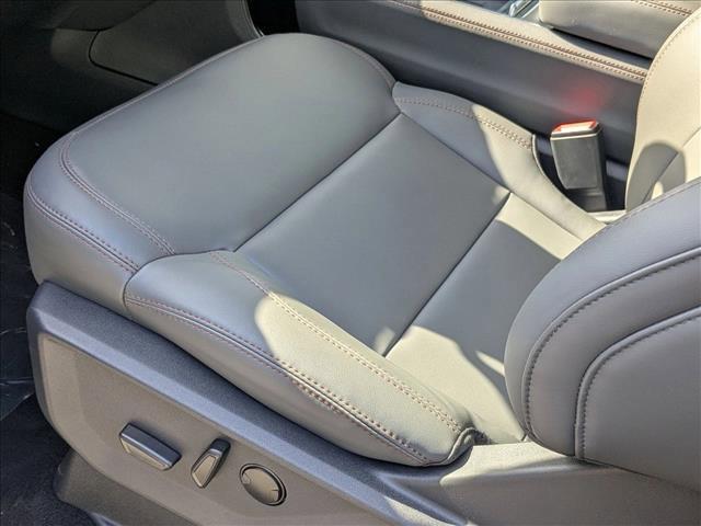 new 2025 Ford Expedition car, priced at $69,802