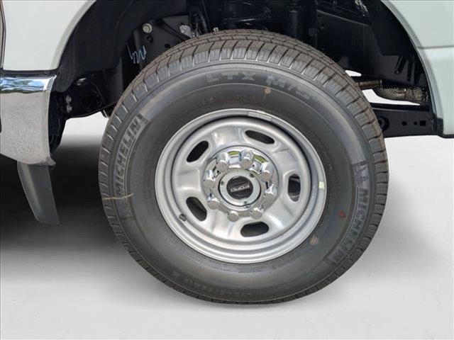 new 2025 Ford F-250 car, priced at $53,770