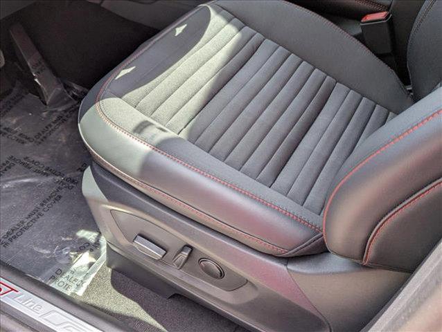 new 2025 Ford Explorer car, priced at $45,070