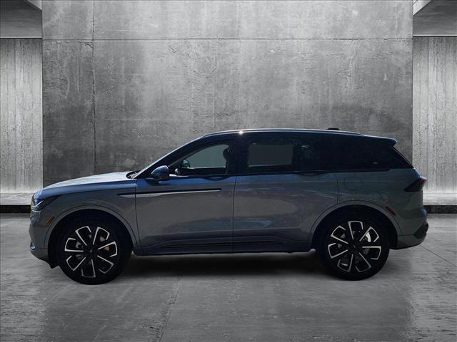 new 2025 Lincoln Nautilus car, priced at $64,197