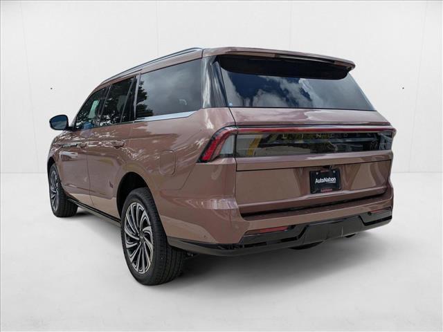new 2025 Lincoln Navigator car, priced at $121,435