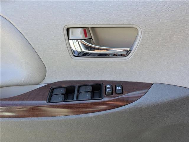 used 2014 Toyota Sienna car, priced at $14,077