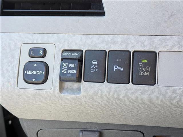 used 2014 Toyota Sienna car, priced at $14,077