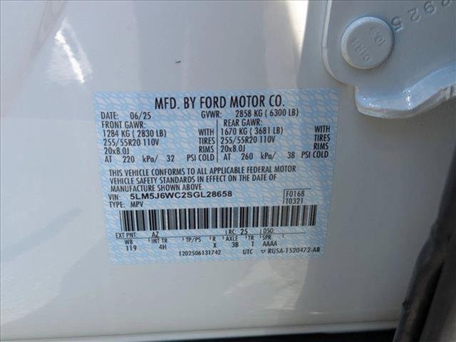 new 2025 Lincoln Aviator car, priced at $59,270