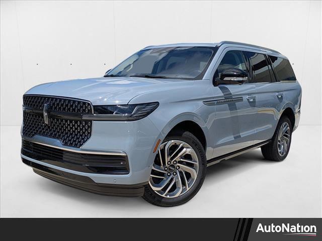 new 2025 Lincoln Navigator car, priced at $102,523
