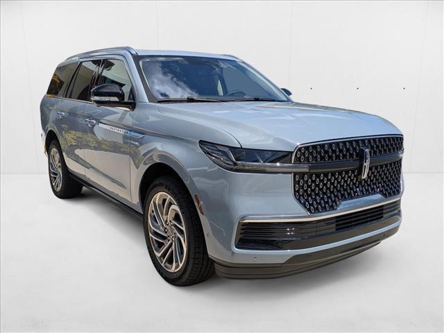 new 2025 Lincoln Navigator car, priced at $102,523