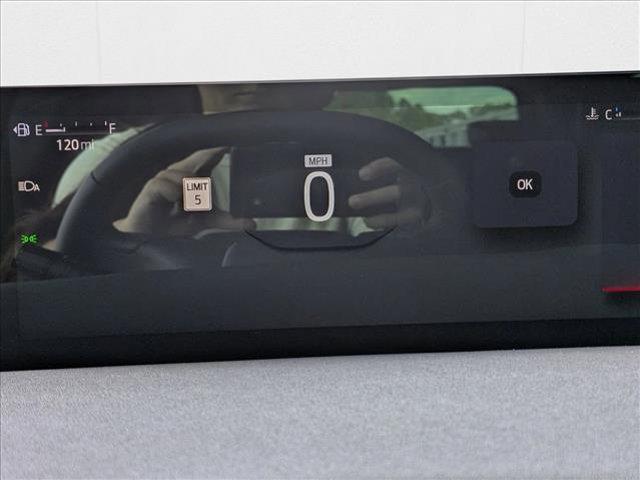 new 2025 Ford Expedition car, priced at $82,305