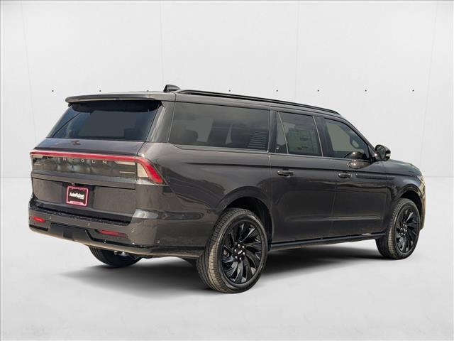 new 2025 Lincoln Navigator car, priced at $105,053