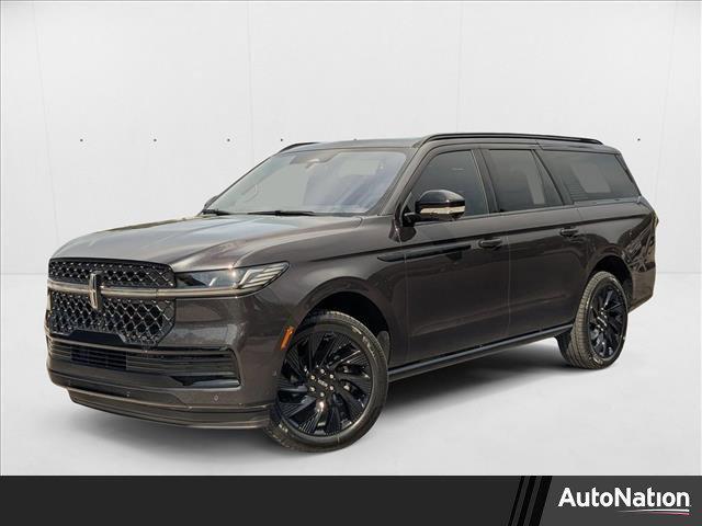 new 2025 Lincoln Navigator car, priced at $105,053