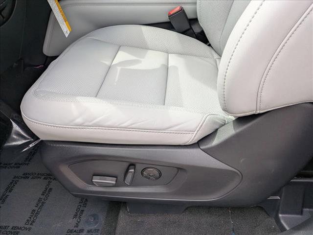 new 2025 Ford Explorer car, priced at $53,537