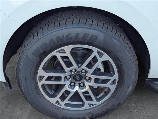 new 2025 Ford Expedition car, priced at $68,493