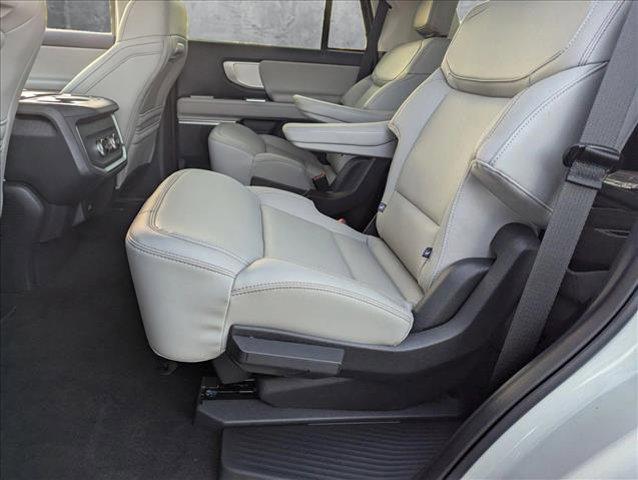 new 2025 Ford Expedition car, priced at $68,493